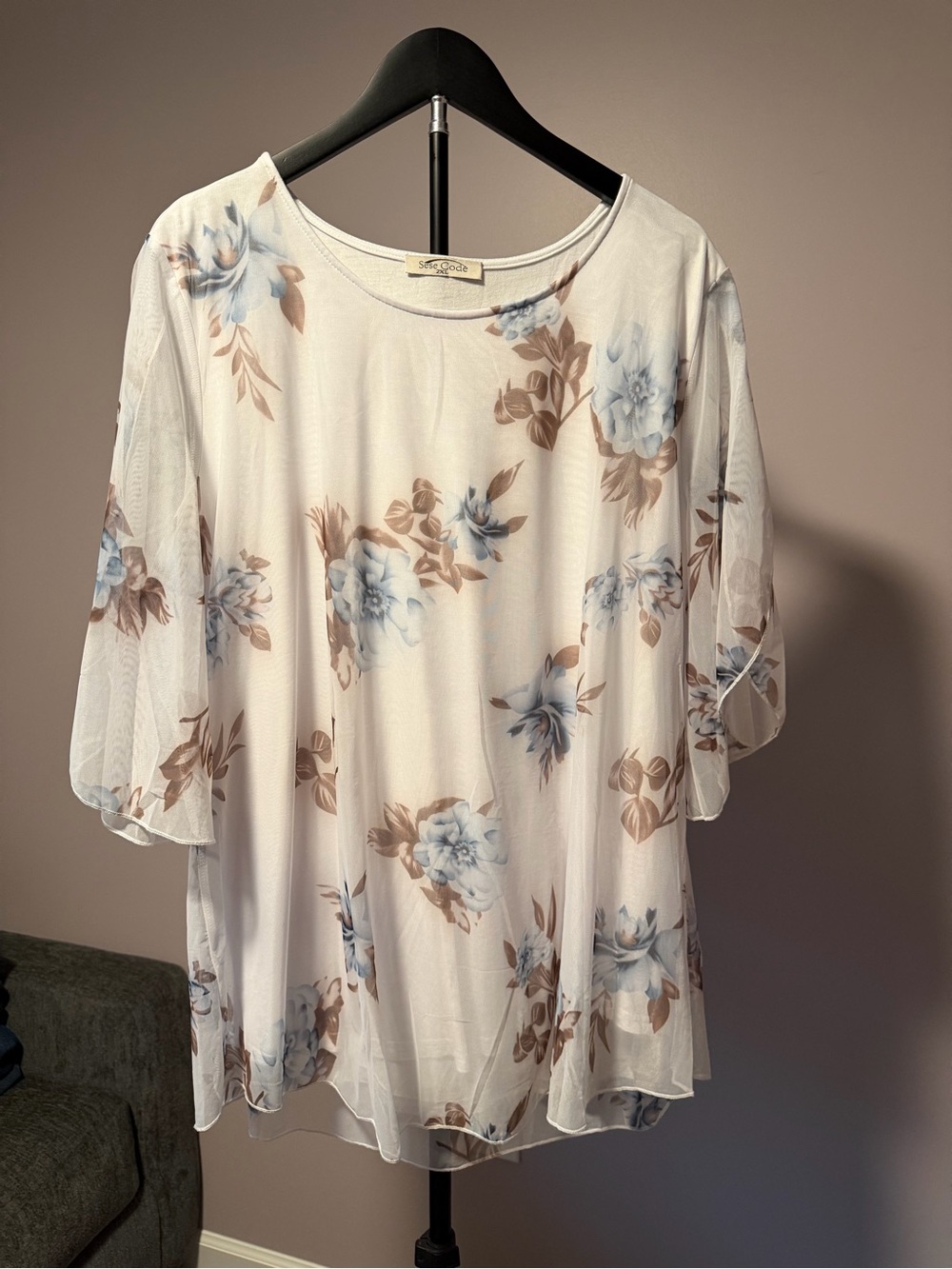 Lightweight Floral Chiffon Tunic Top - White with Blue & Brown Flowers